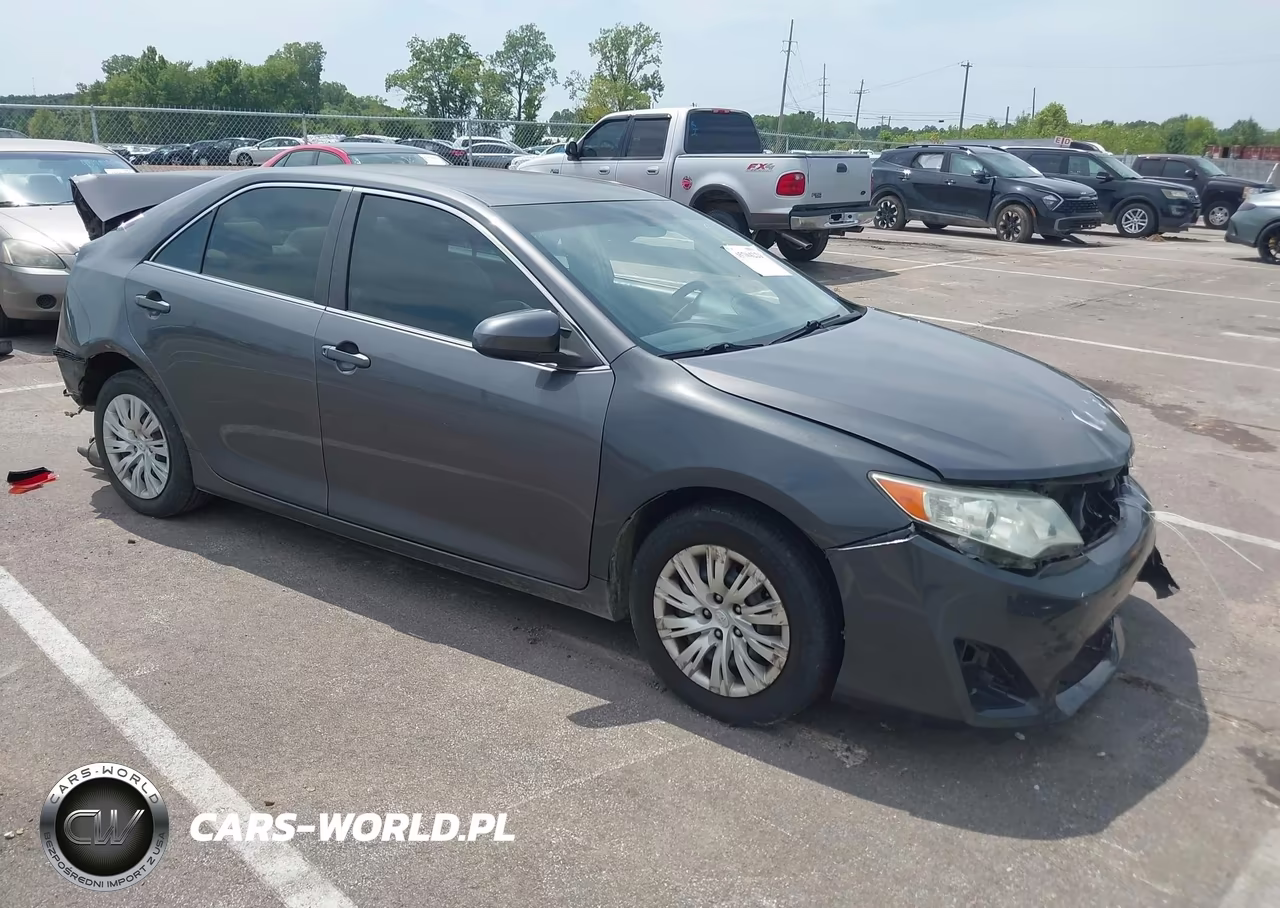 2012 Toyota Camry L – zdjęcie 1 z 16