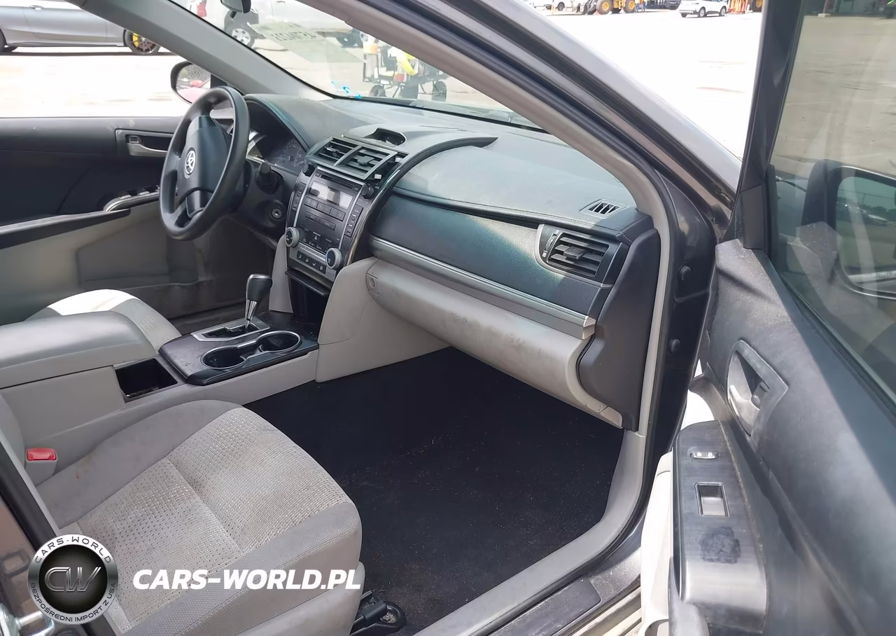 2012 Toyota Camry L VIN:4T4BF1FK4CR256419 - 5