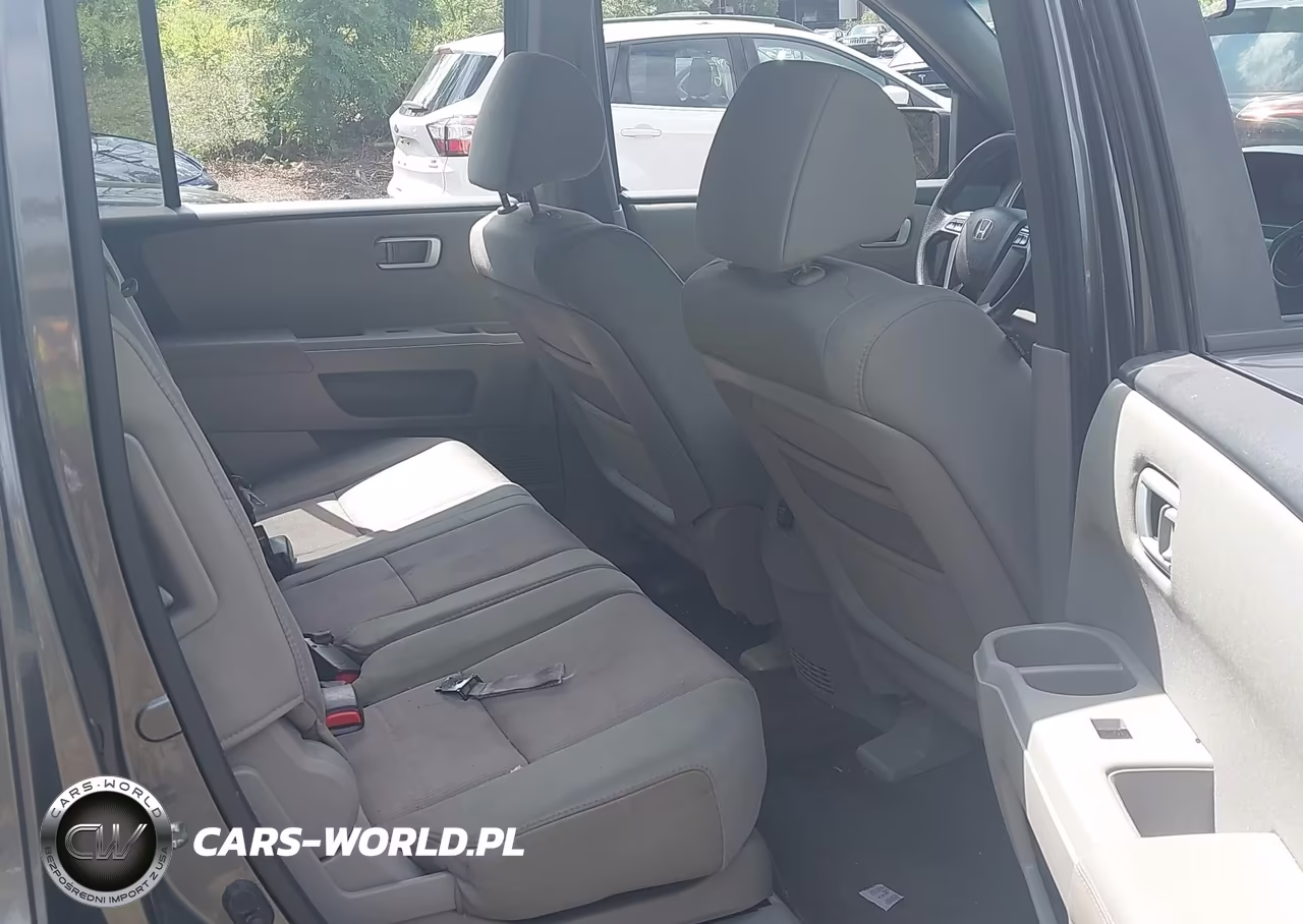 2011 Honda Pilot Ex VIN:5FNYF4H43BB064733 - 8
