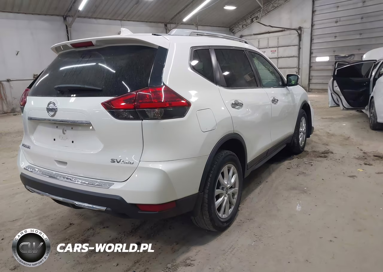 2017 Nissan Rogue Sv VIN:5N1AT2MV9HC798467 - 4