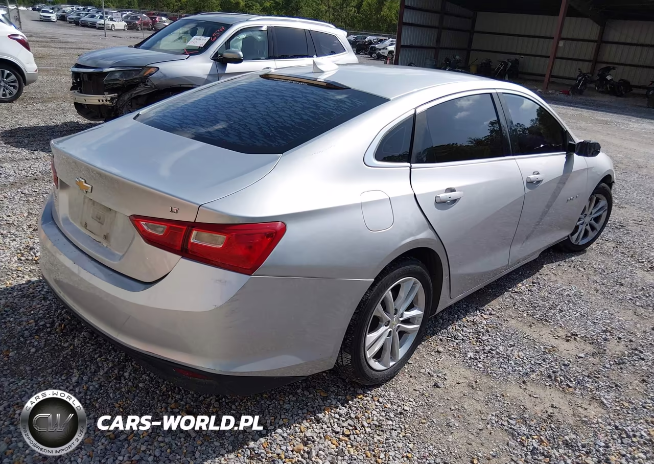 2018 Chevrolet Malibu Lt VIN:1G1ZD5ST9JF220874 - 4