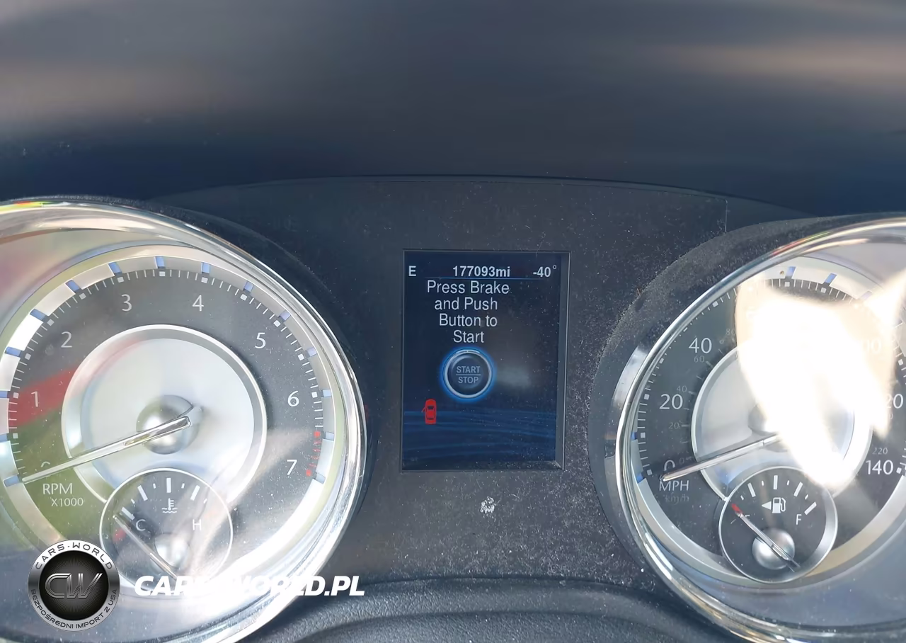 2014 Chrysler 300 VIN:2C3CCAAG6EH118549 - 14