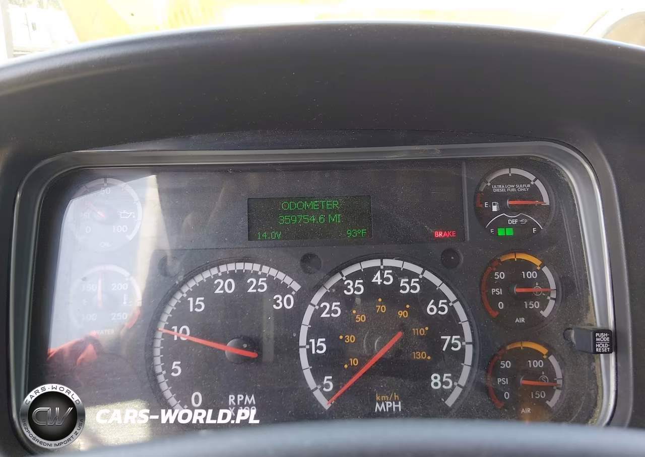 2019 Freightliner M2 106 VIN:1FVACWFC2KHKB7540 - 5