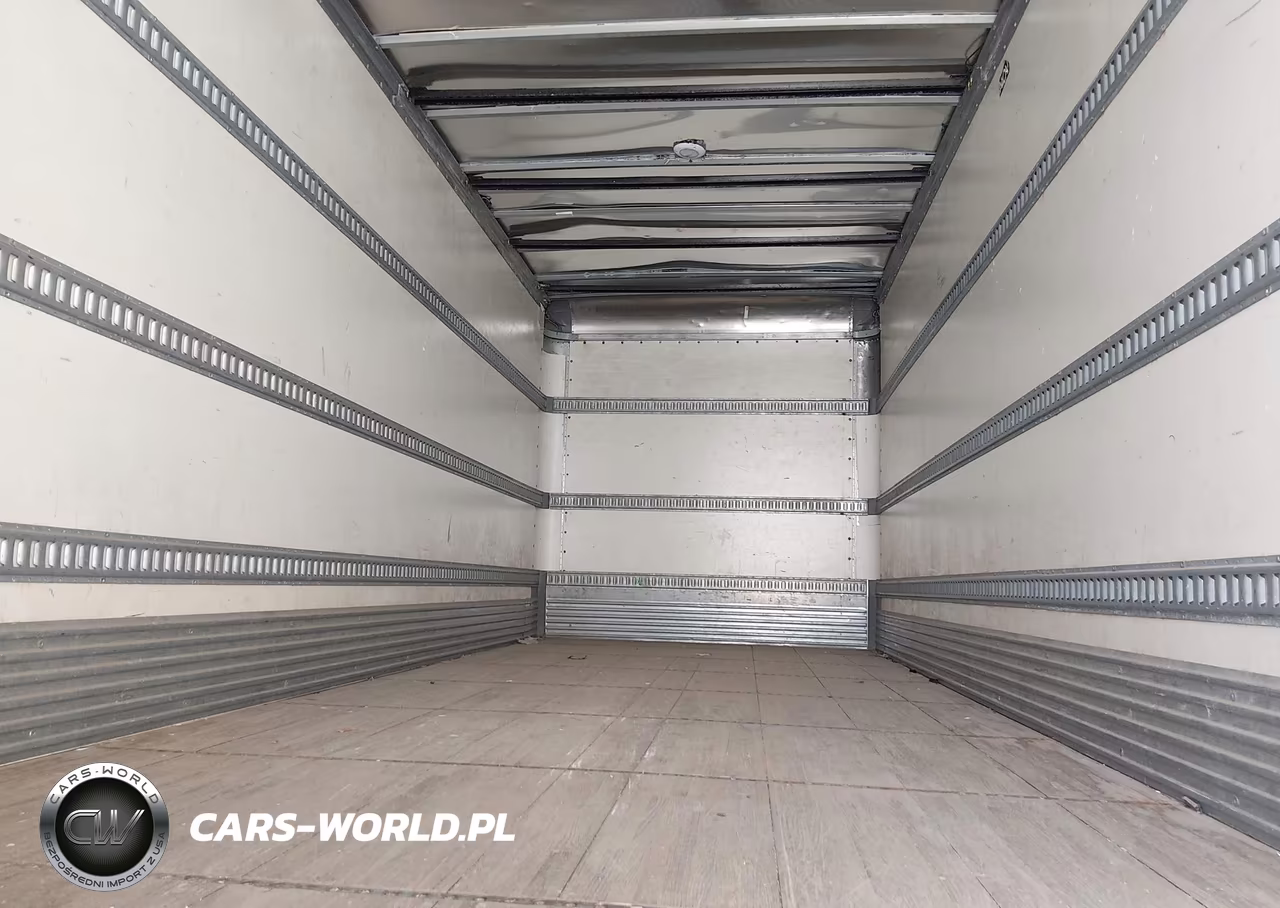 2019 Freightliner M2 106 VIN:1FVACWFC2KHKB7540 - 6