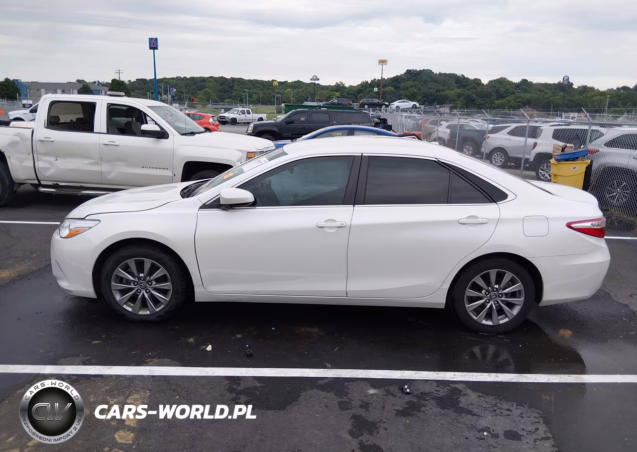 2017 Toyota Camry Xle VIN:4T1BF1FKXHU410794 - 14