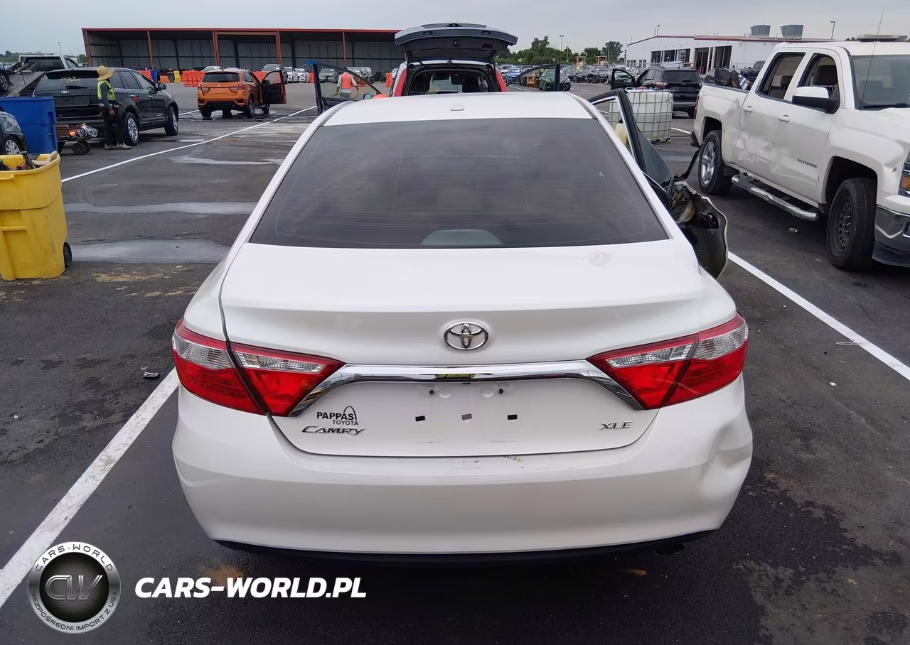 2017 Toyota Camry Xle VIN:4T1BF1FKXHU410794 - 16