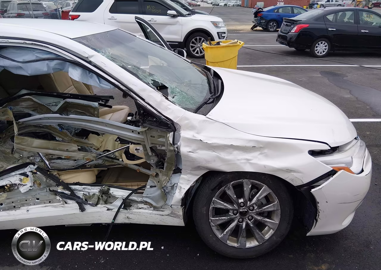 2017 Toyota Camry Xle VIN:4T1BF1FKXHU410794 - 18