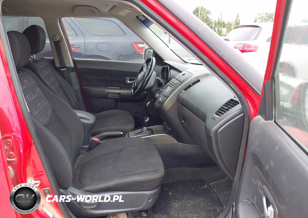 2013 Kia Soul + VIN:KNDJT2A69D7585667 - 5