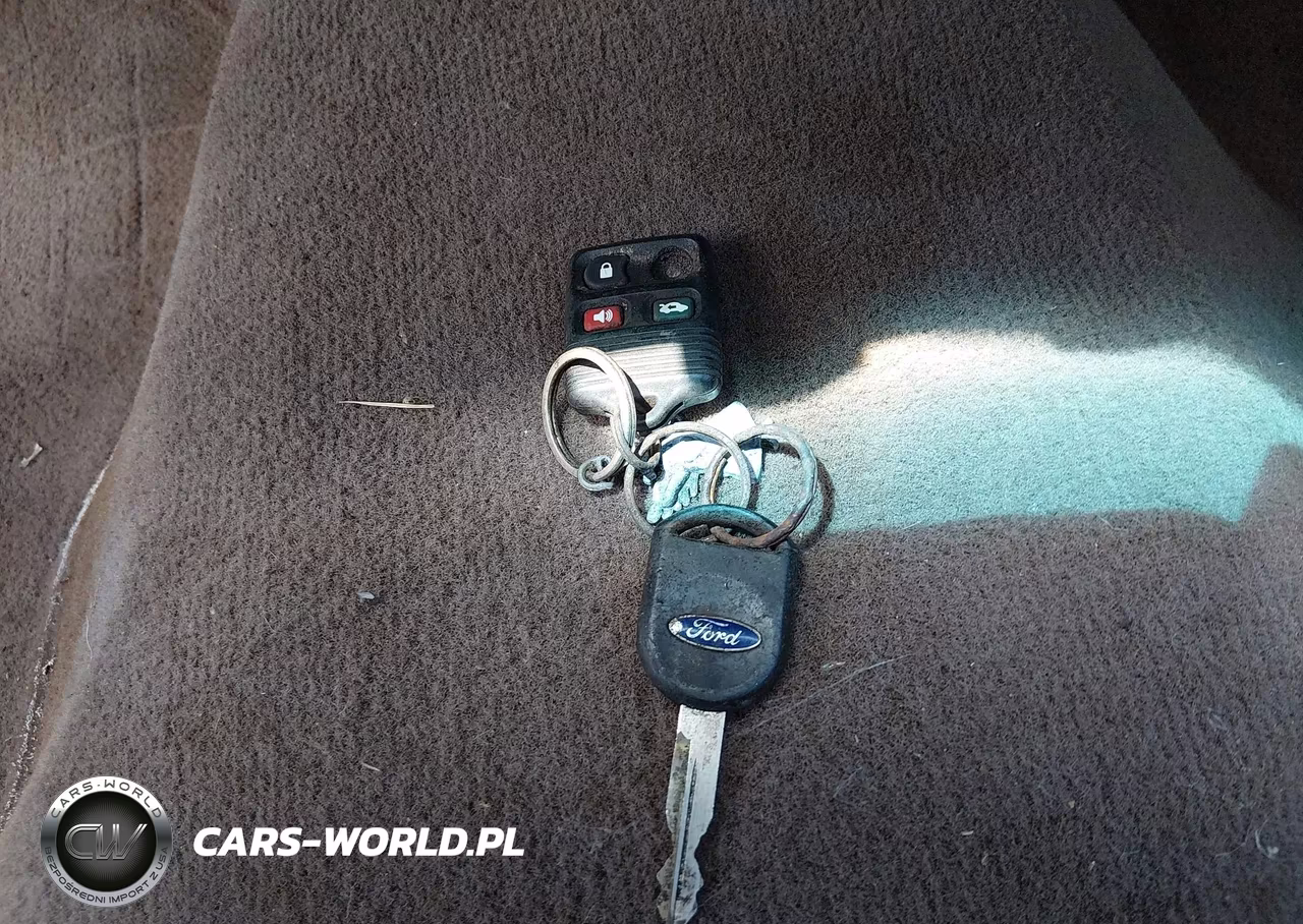2000 Ford Taurus Se VIN:1FAFP58SXYG240819 - 11