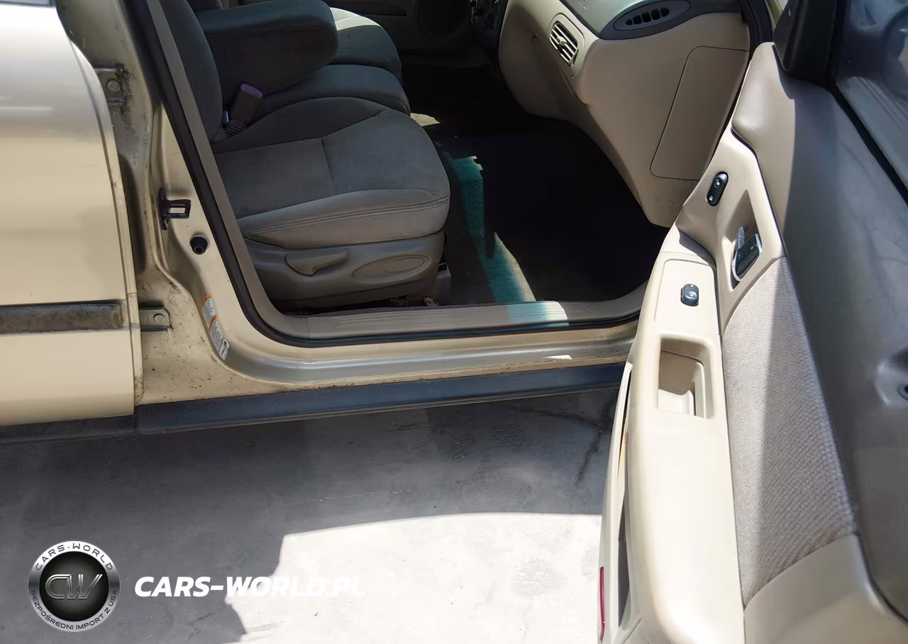 2000 Ford Taurus Se VIN:1FAFP58SXYG240819 - 5