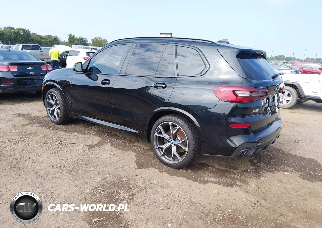 2019 BMW X5 xDrive50I VIN:5UXJU2C50KLN64792 - 3