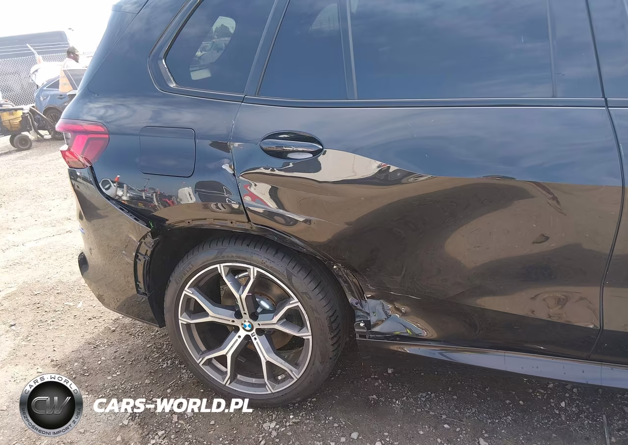 2019 BMW X5 xDrive50I VIN:5UXJU2C50KLN64792 - 6