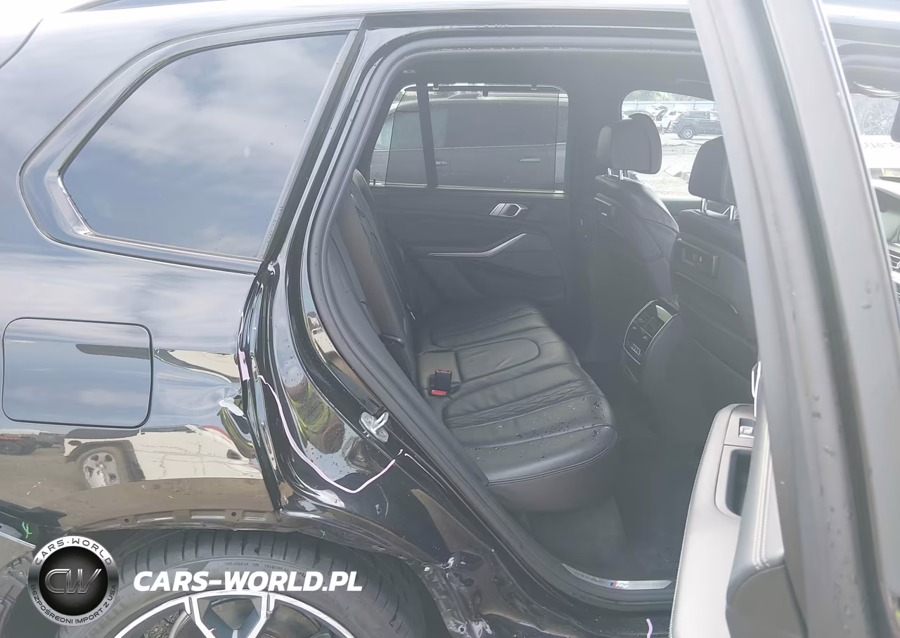 2019 BMW X5 xDrive50I VIN:5UXJU2C50KLN64792 - 8