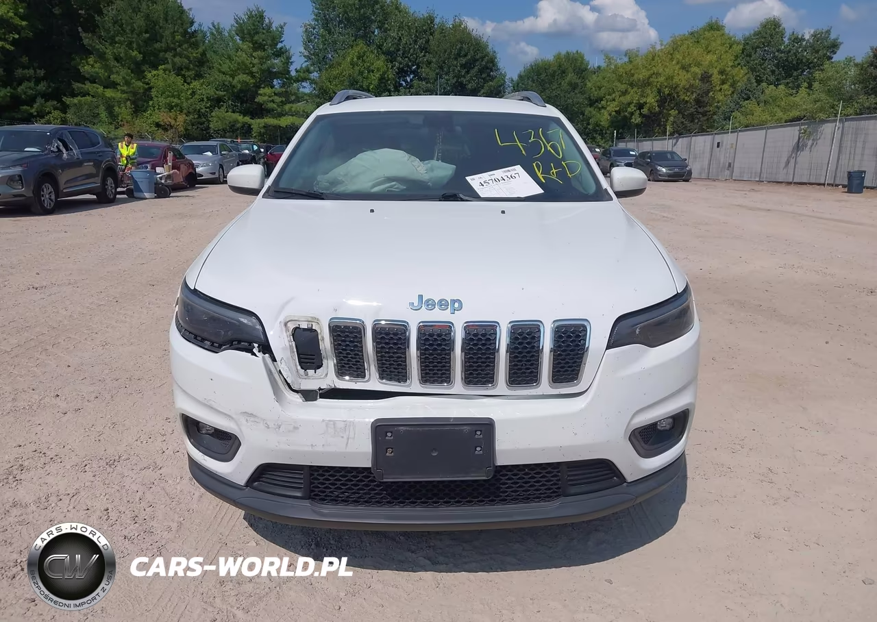 2019 Jeep Cherokee Latitude Plus 4X4 VIN:1C4PJMLB1KD212983 - 13