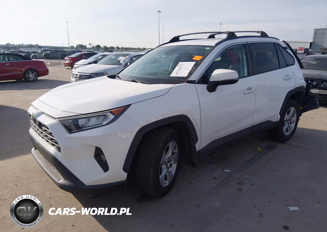 2020 Toyota Rav4 Xle VIN:2T3P1RFV3LC111999 - 2