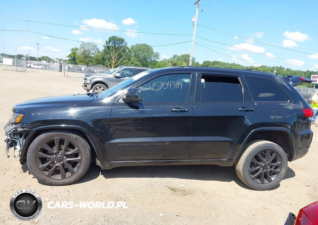 2019 Jeep Grand Cherokee Altitude 4X4 VIN:1C4RJFAG3KC568926 - 15