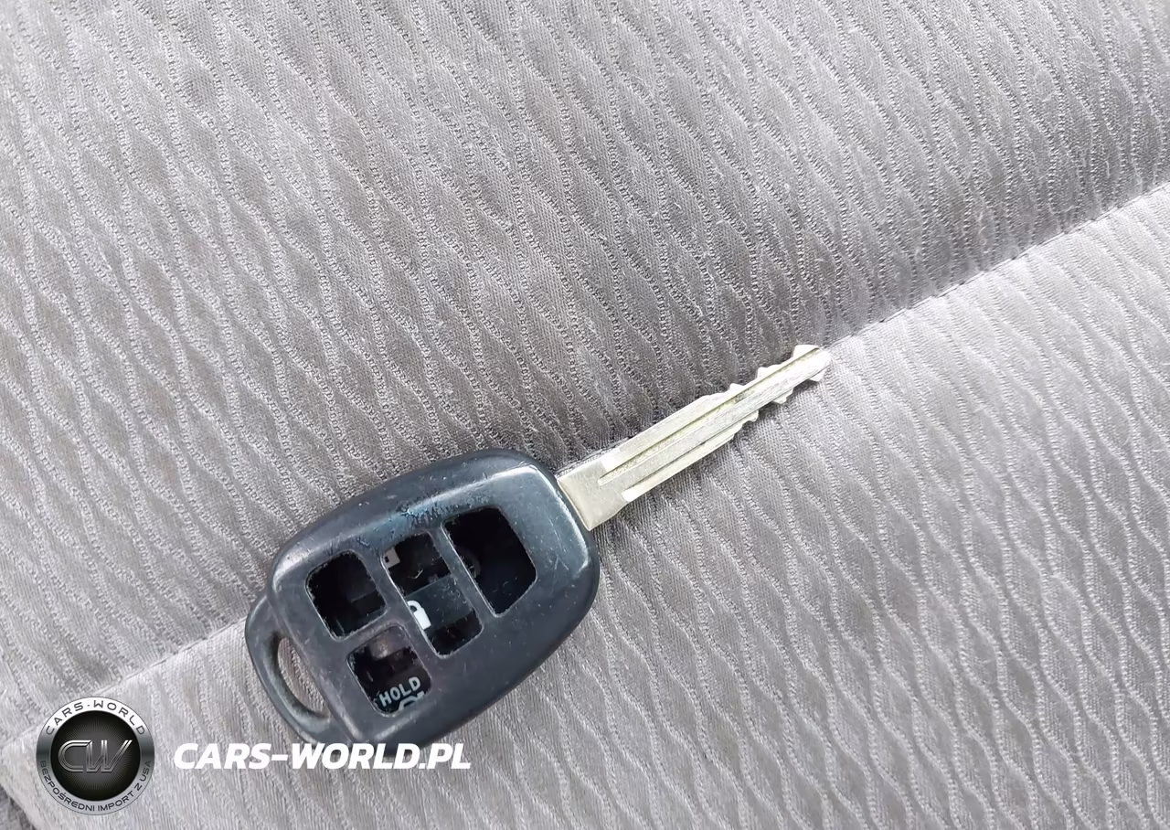 2015 Toyota Corolla Le VIN:5YFBURHE4FP186531 - 11