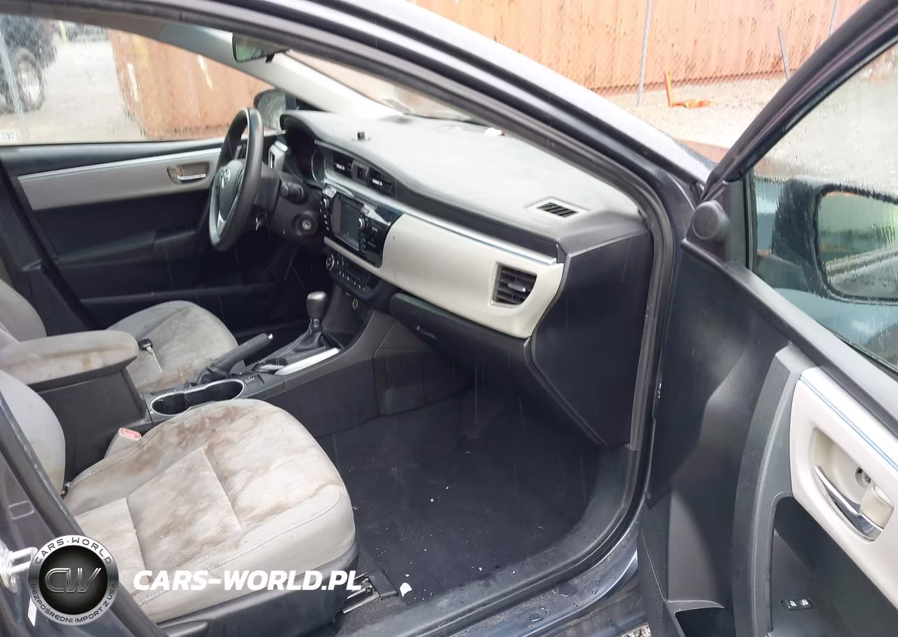 2015 Toyota Corolla Le VIN:5YFBURHE4FP186531 - 5