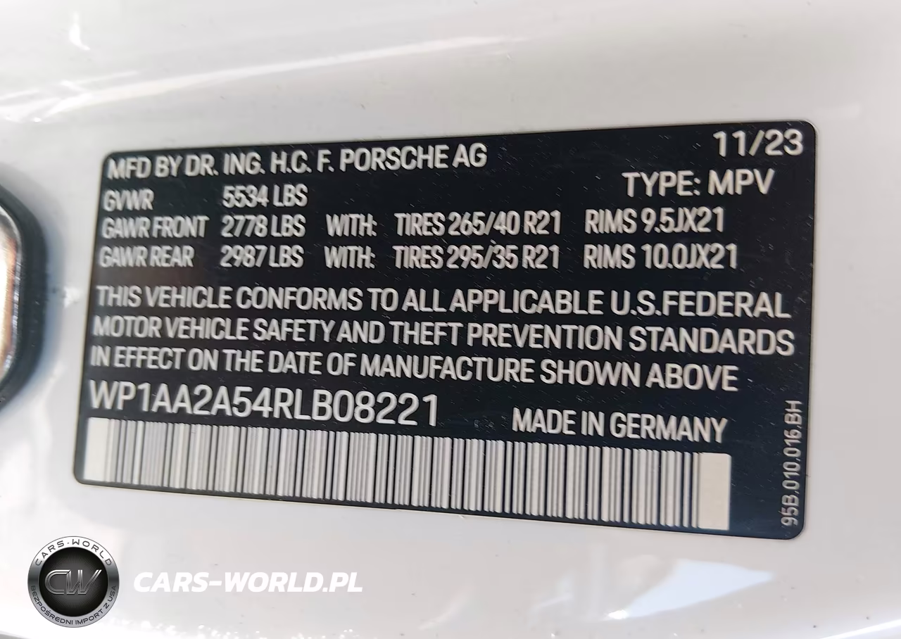 2024 Porsche Macan T VIN:WP1AA2A54RLB08221 - 9