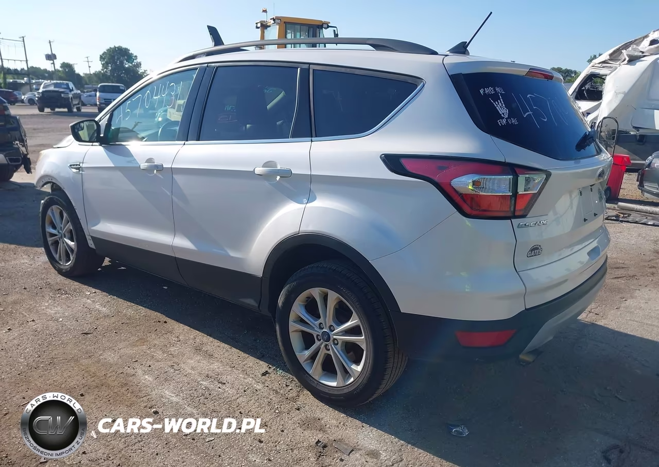 2018 Ford Escape Se VIN:1FMCU9GDXJUA50831 - 3