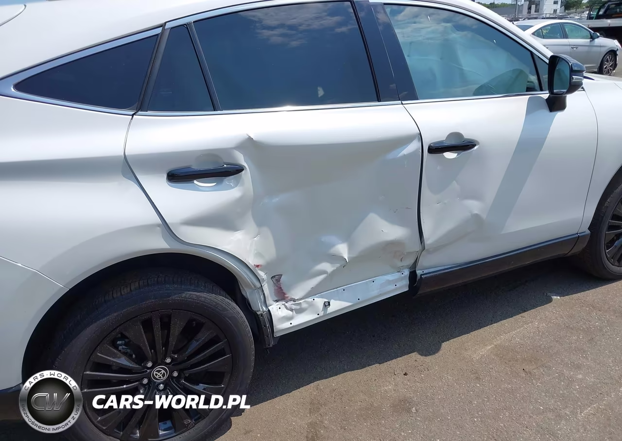 2023 Toyota Venza Nightshade Edition VIN:JTEAAAAH1PJ152722 - 6