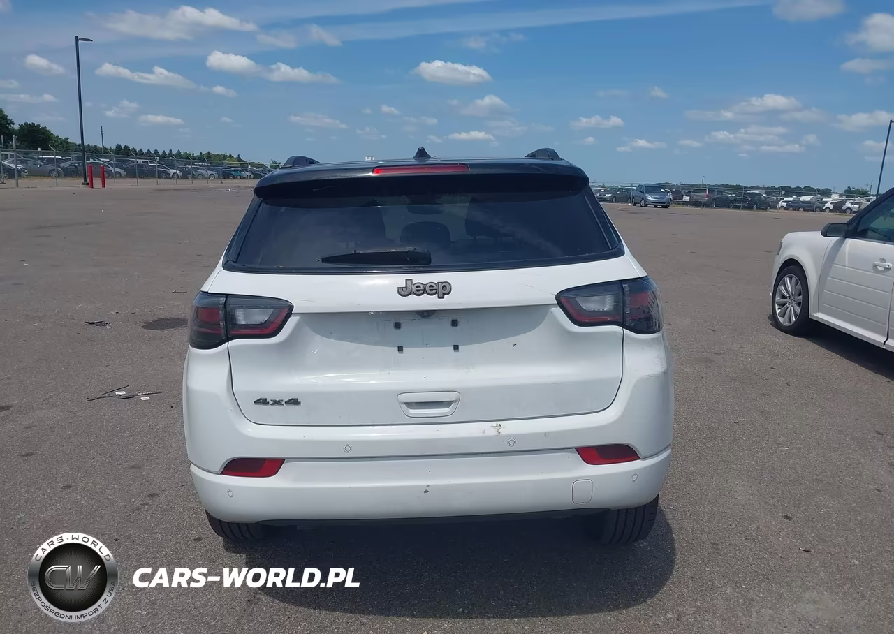 2024 Jeep Compass Limited 4X4 VIN:3C4NJDCN1RT157540 - 17