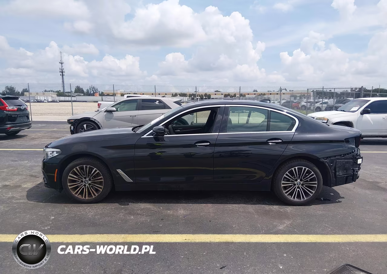 2018 BMW 530I xDrive VIN:WBAJA7C56JG909092 - 15