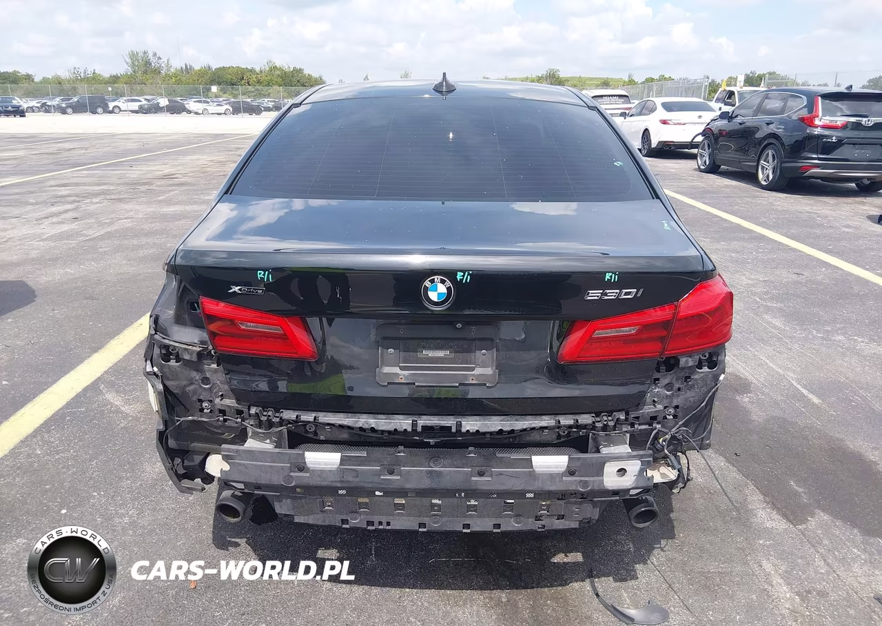 2018 BMW 530I xDrive VIN:WBAJA7C56JG909092 - 17