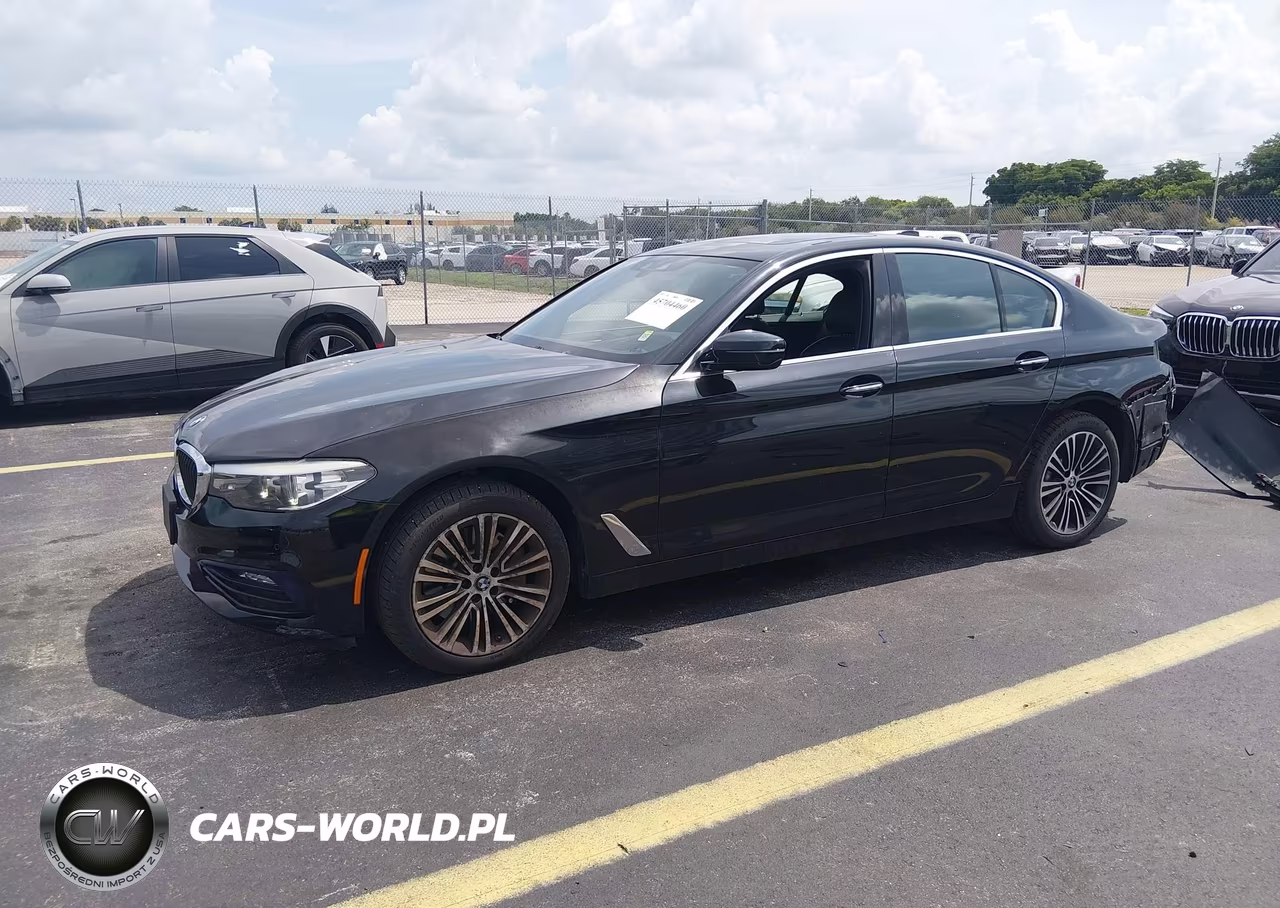 2018 BMW 530I xDrive VIN:WBAJA7C56JG909092 - 2
