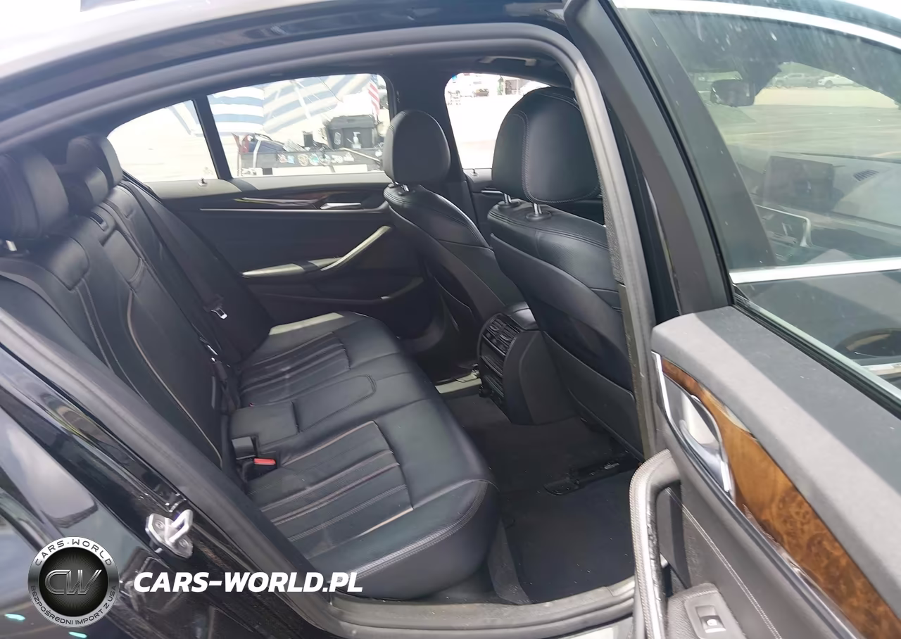 2018 BMW 530I xDrive VIN:WBAJA7C56JG909092 - 8