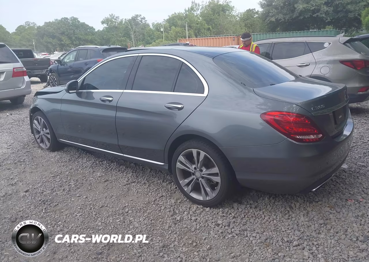 2017 Mercedes-Benz C 300 4Matic VIN:55SWF4KB8HU200358 - 3