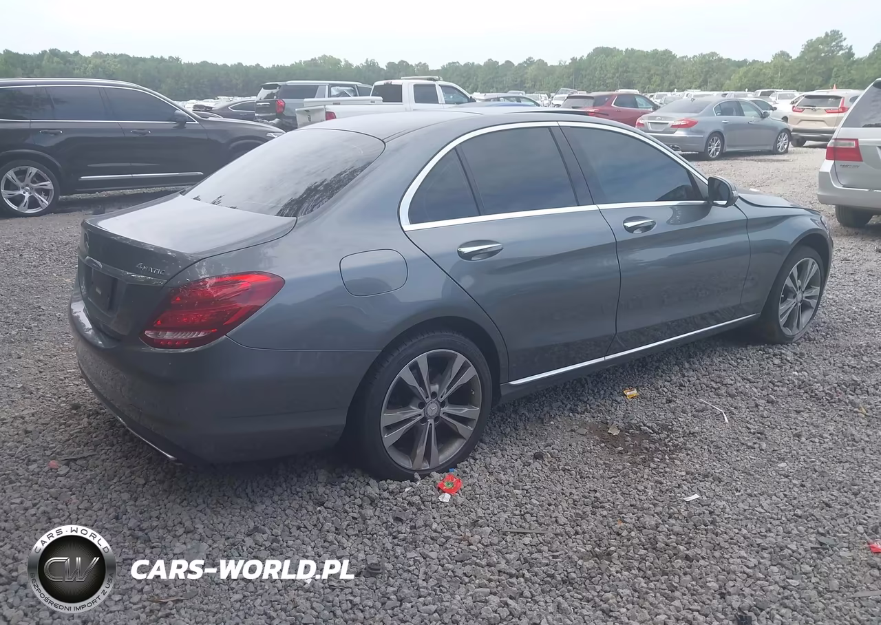 2017 Mercedes-Benz C 300 4Matic VIN:55SWF4KB8HU200358 - 4
