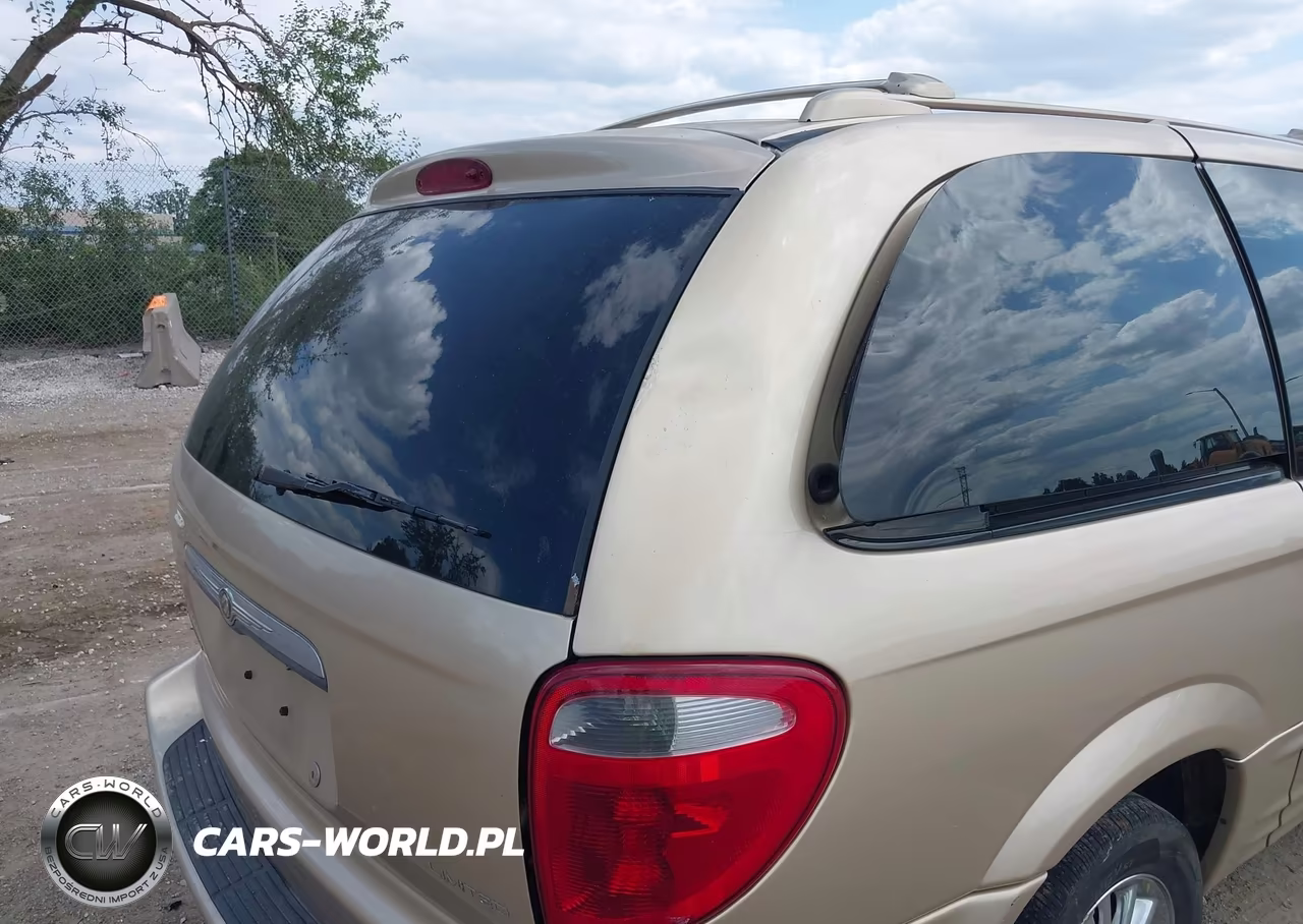 2001 Chrysler Town & Country Limited VIN:2C8GP64L61R139797 - 6