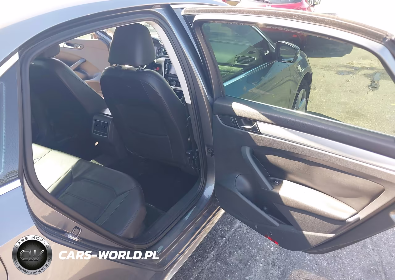 2013 Volkswagen Passat 2.5L Se VIN:1VWBP7A3XDC076770 - 8