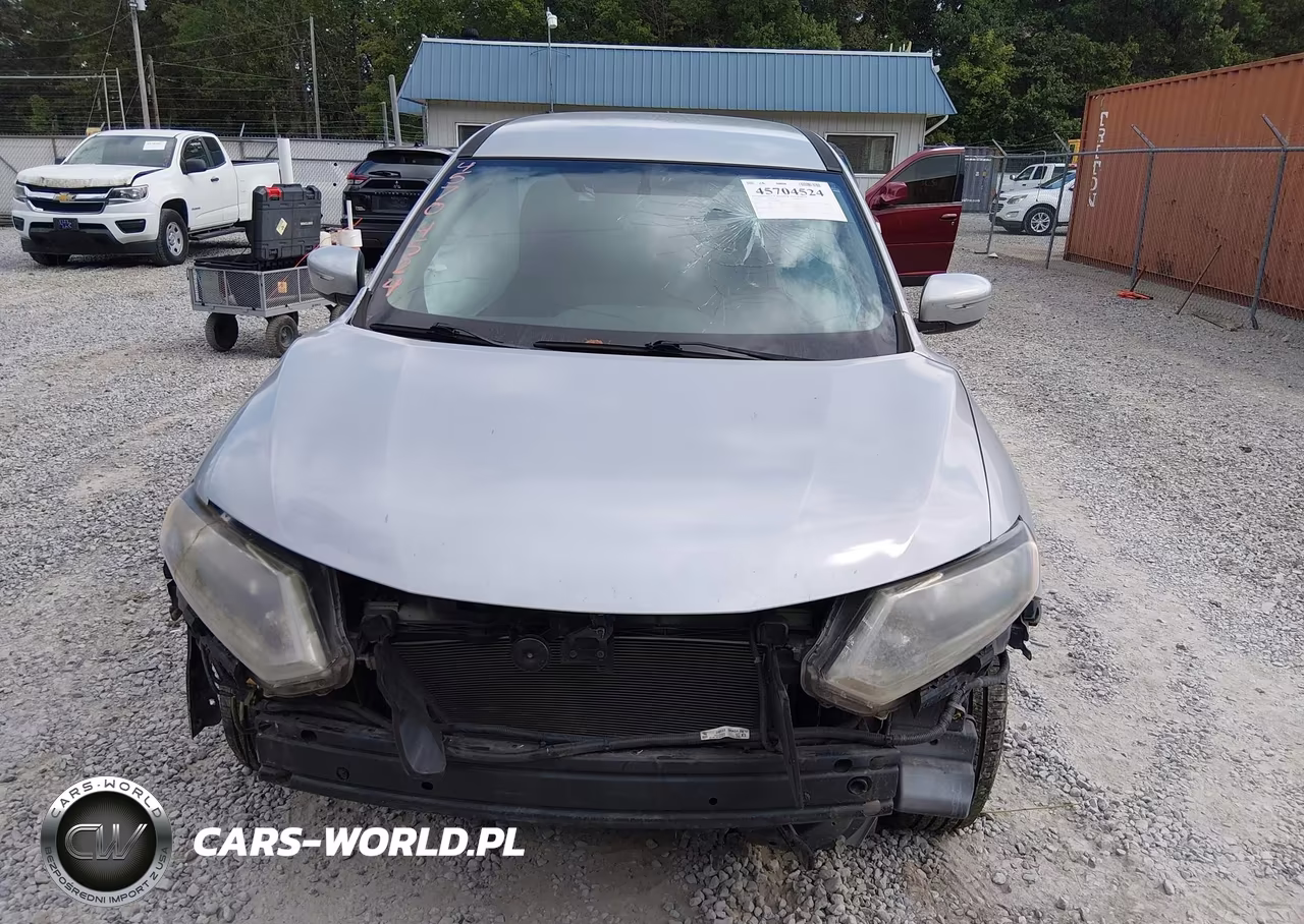 2015 Nissan Rogue S VIN:KNMAT2MV3FP586819 - 13