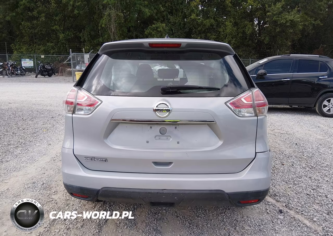 2015 Nissan Rogue S VIN:KNMAT2MV3FP586819 - 17