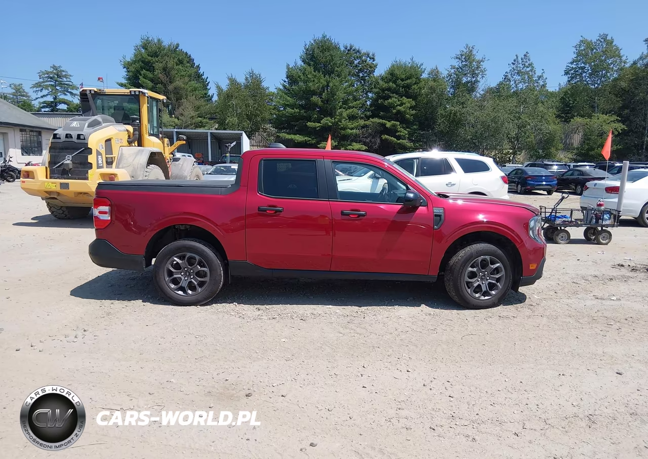 2025 Ford Maverick Xlt VIN:3FTTW8JA2SRA61998 - 12