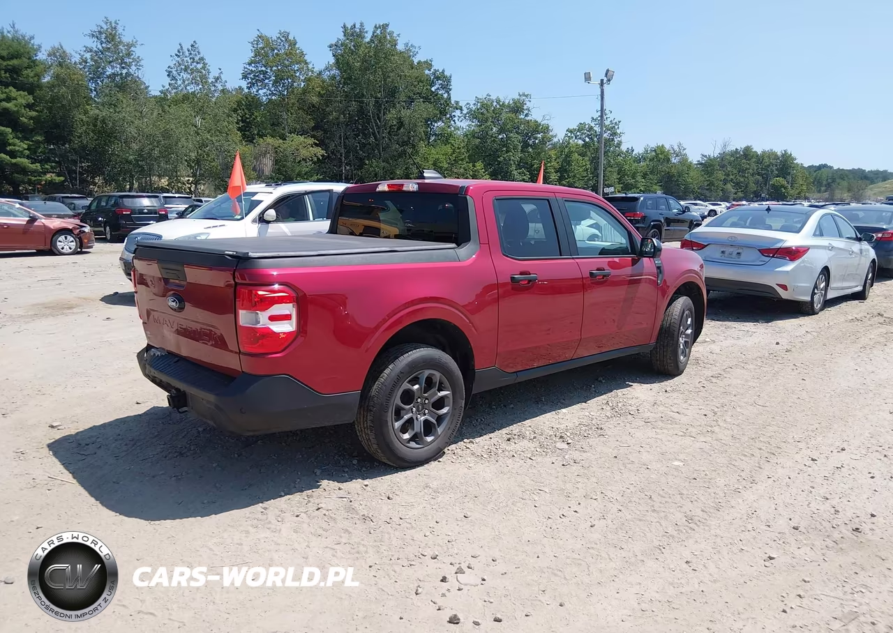 2025 Ford Maverick Xlt VIN:3FTTW8JA2SRA61998 - 4