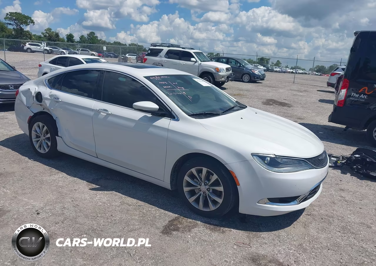 2015 Chrysler 200 C – zdjęcie 1 z 16