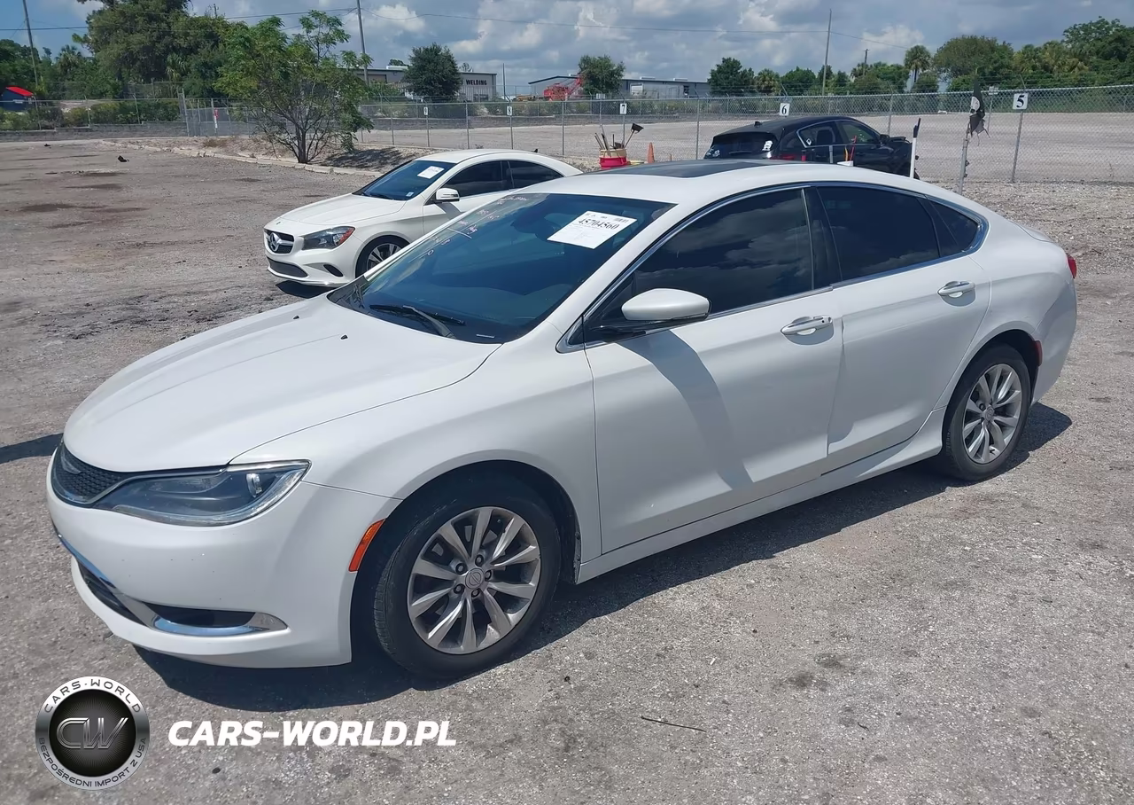 2015 Chrysler 200 C VIN:1C3CCCCB2FN682947 - 2