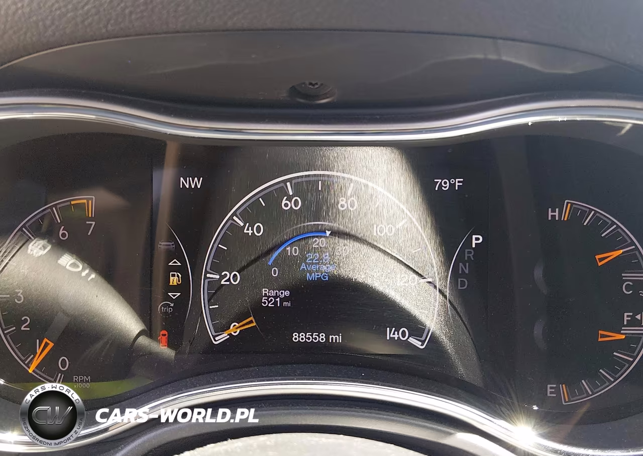 2019 Jeep Grand Cherokee Laredo E 4X4 VIN:1C4RJFAG7KC803859 - 7
