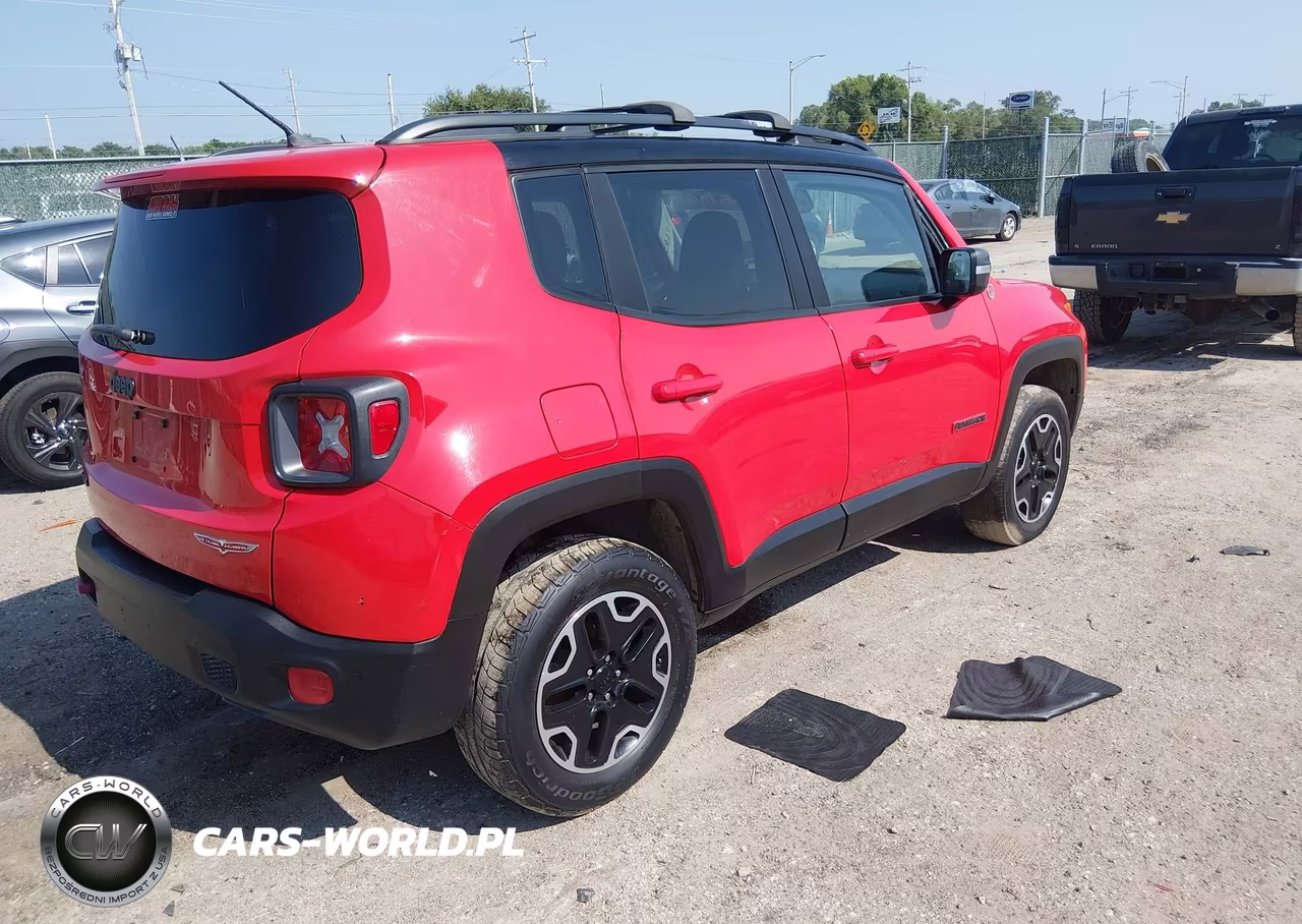 2017 Jeep Renegade Trailhawk 4X4 VIN:ZACCJBCBXHPG28138 - 4