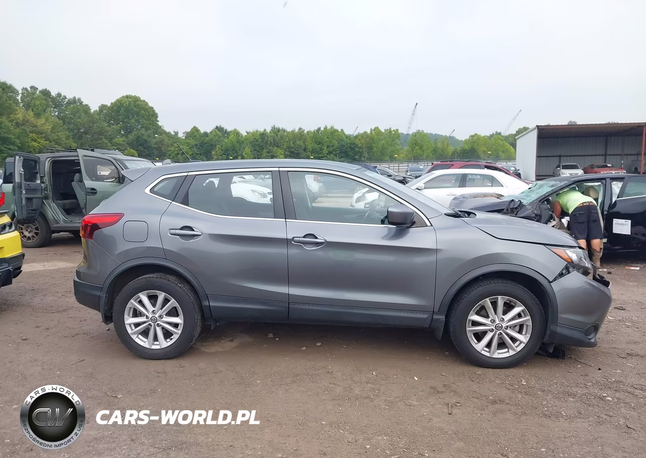 2019 Nissan Rogue Sport S VIN:JN1BJ1CRXKW311461 - 14