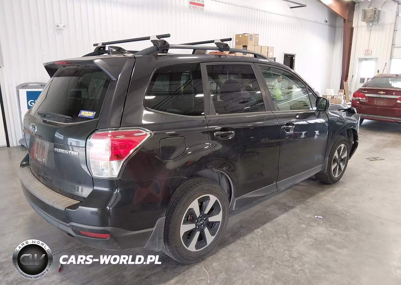 2018 Subaru Forester 2.5I Premium VIN:JF2SJAEC3JH472471 - 4
