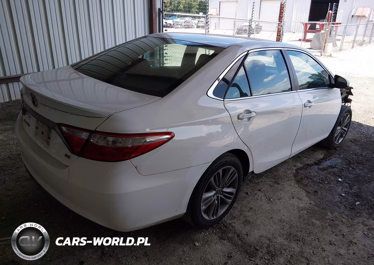 2017 Toyota Camry Se VIN:4T1BF1FK0HU391432 - 4