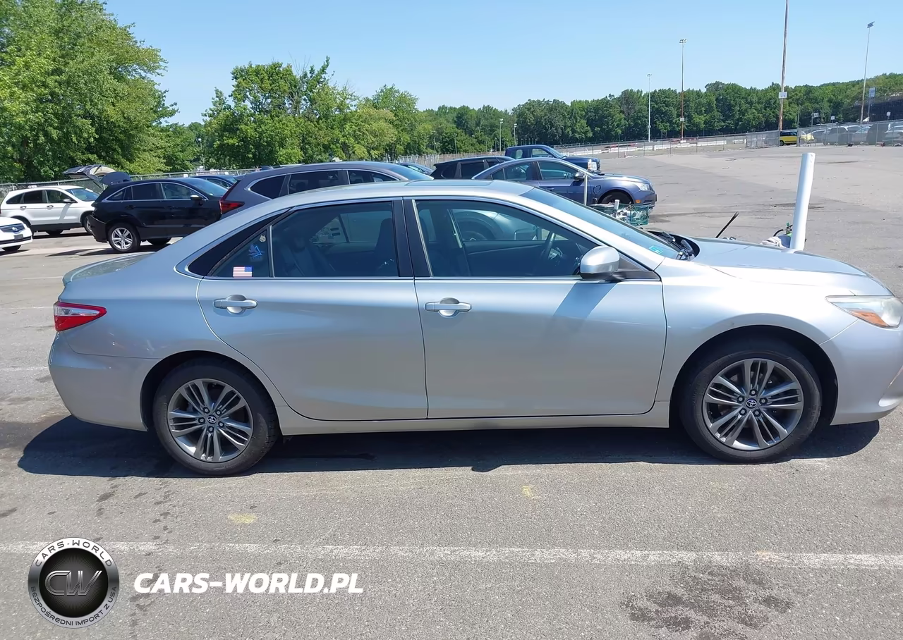 2017 Toyota Camry Se VIN:4T1BF1FK7HU311009 - 13
