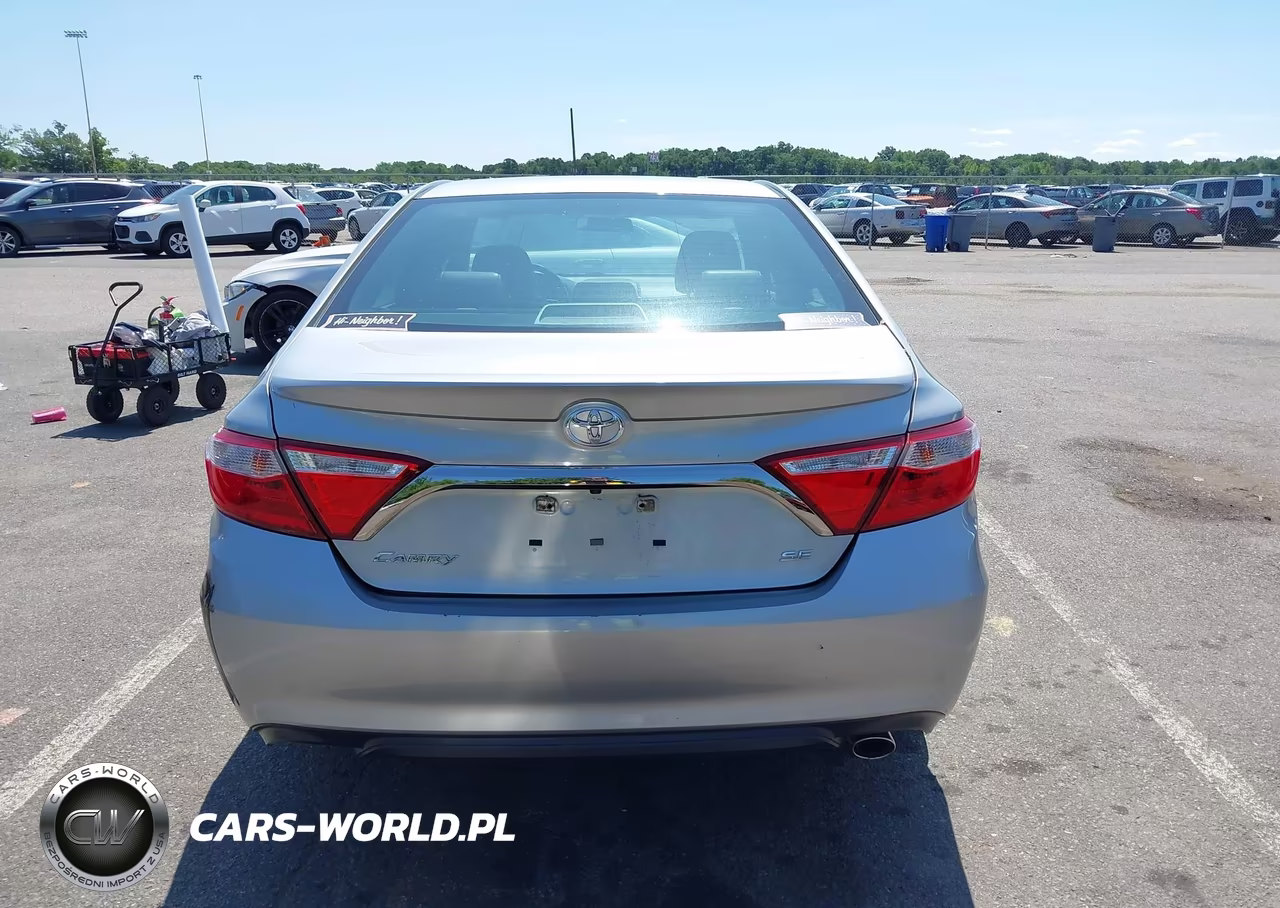 2017 Toyota Camry Se VIN:4T1BF1FK7HU311009 - 16