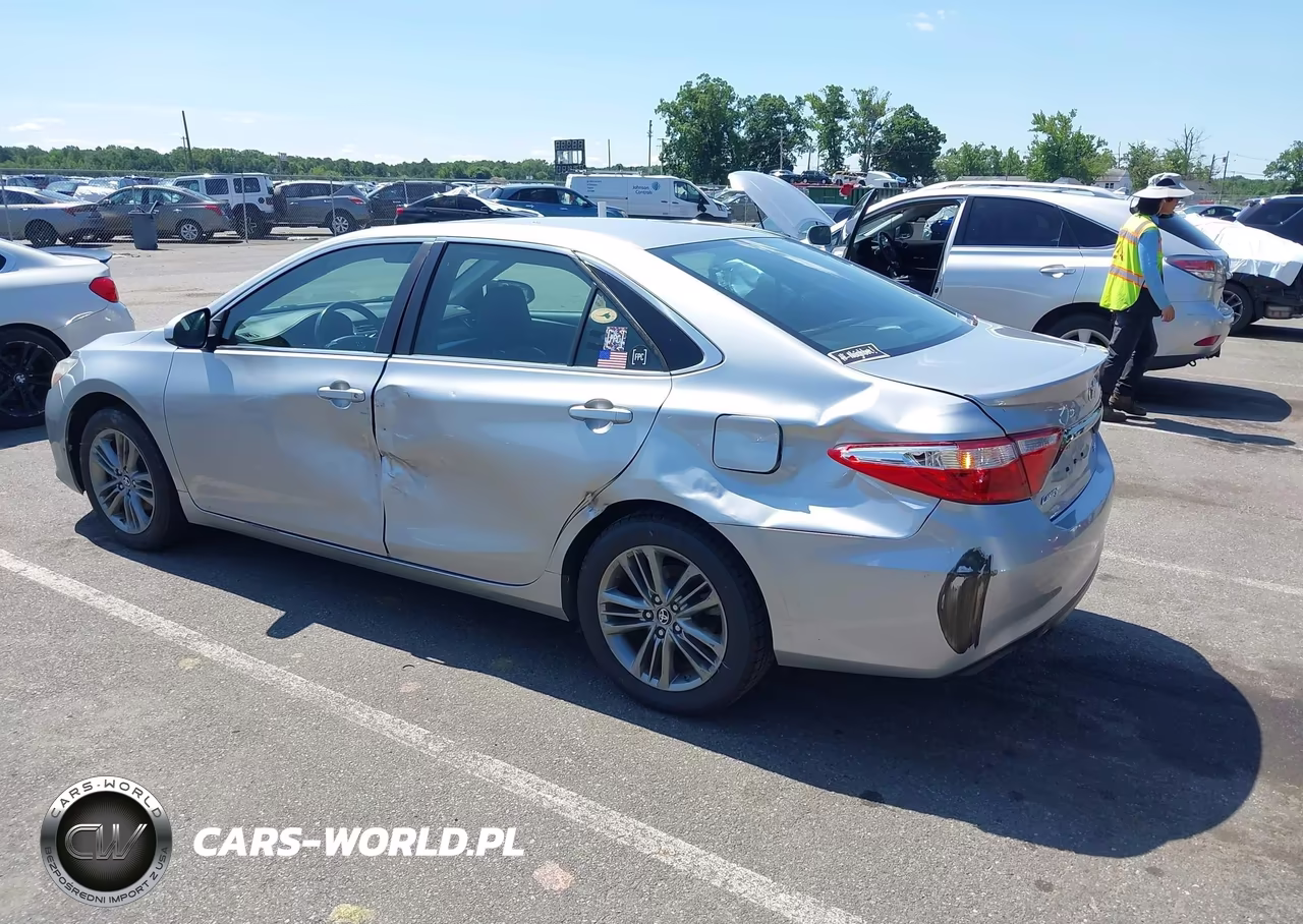 2017 Toyota Camry Se VIN:4T1BF1FK7HU311009 - 3