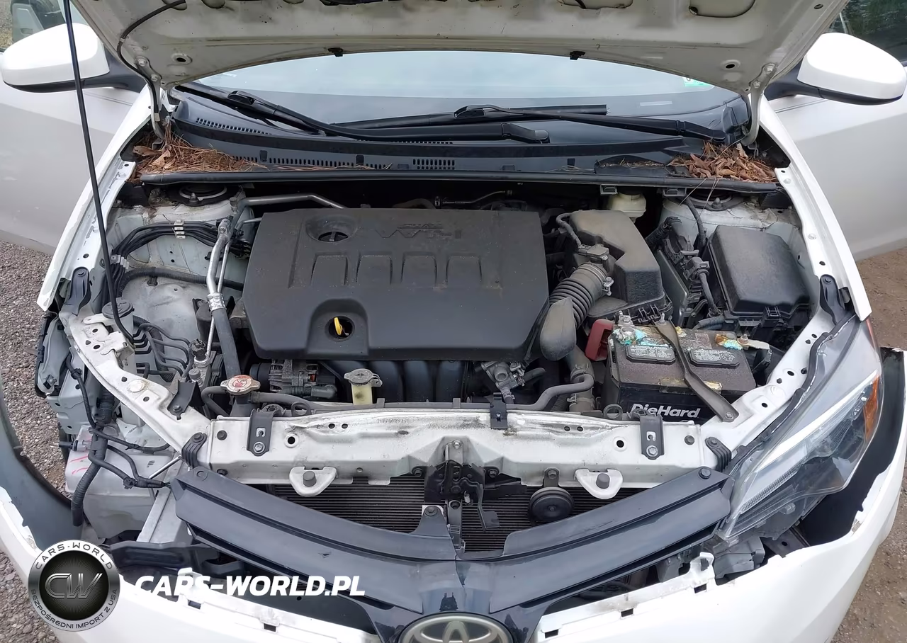 2017 Toyota Corolla Le VIN:5YFBURHE5HP692162 - 10