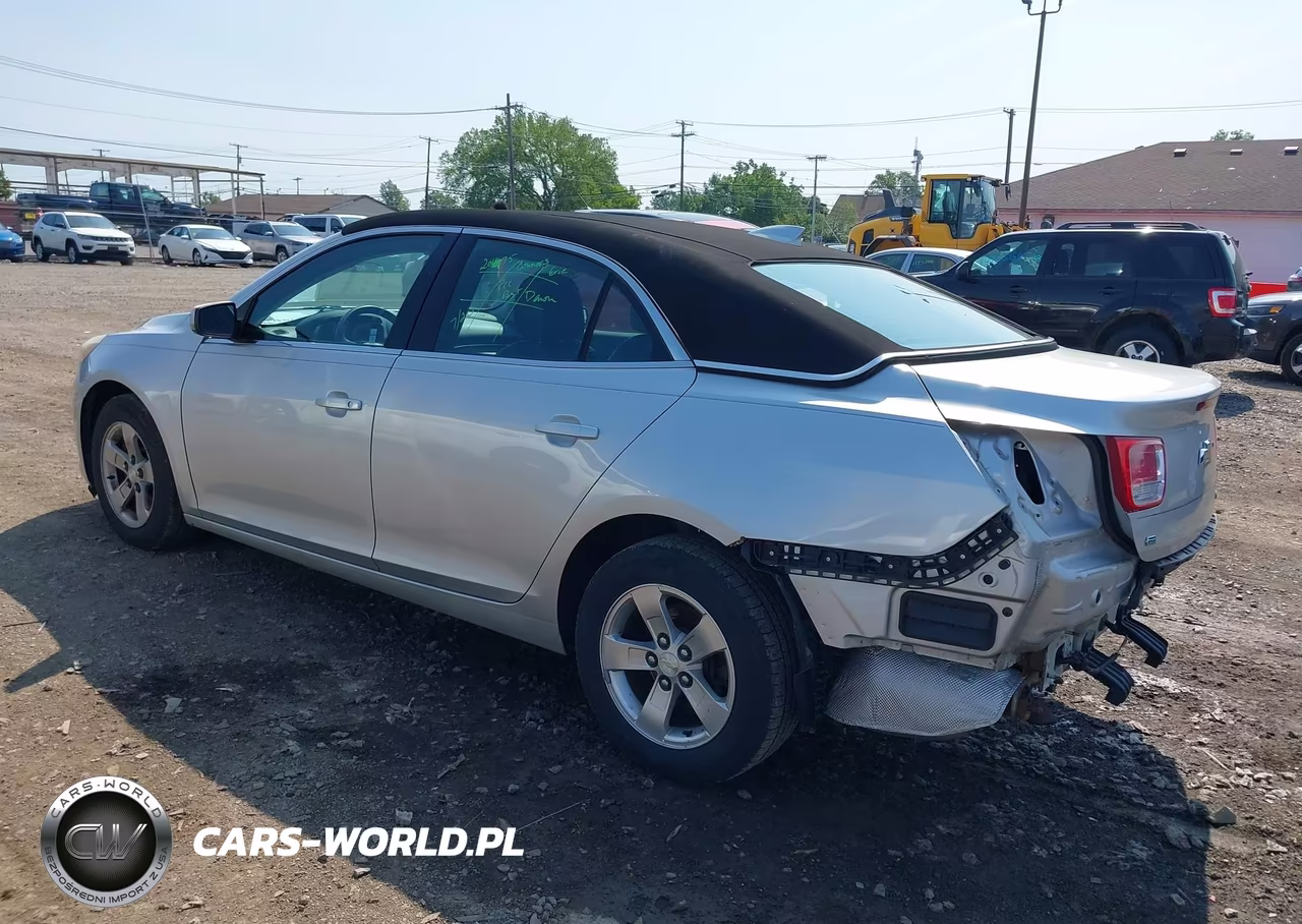 2015 Chevrolet Malibu 1Lt VIN:1G11C5SL2FF184596 - 3